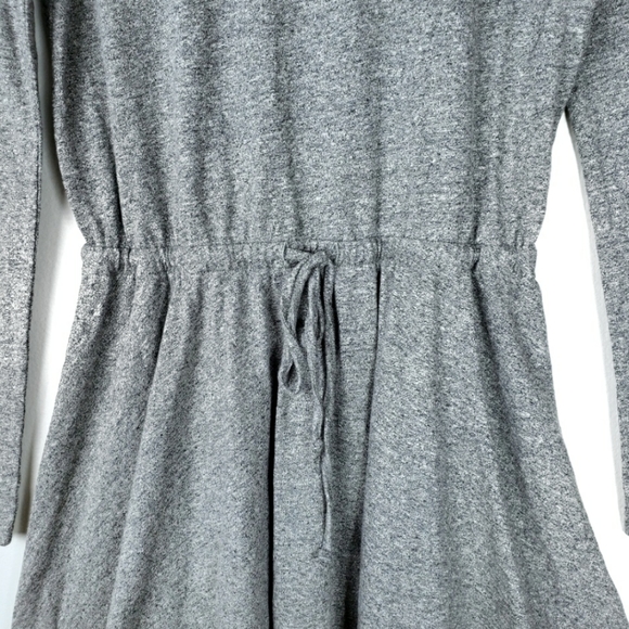 Anthropologie Lili's Closet Jamma Grey Cold Shoulder Dress Size: X-Small - Picture 4 of 7